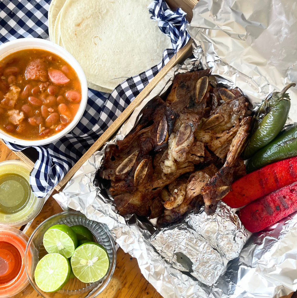 1/2 FAMILIAR DE COSTILLAS